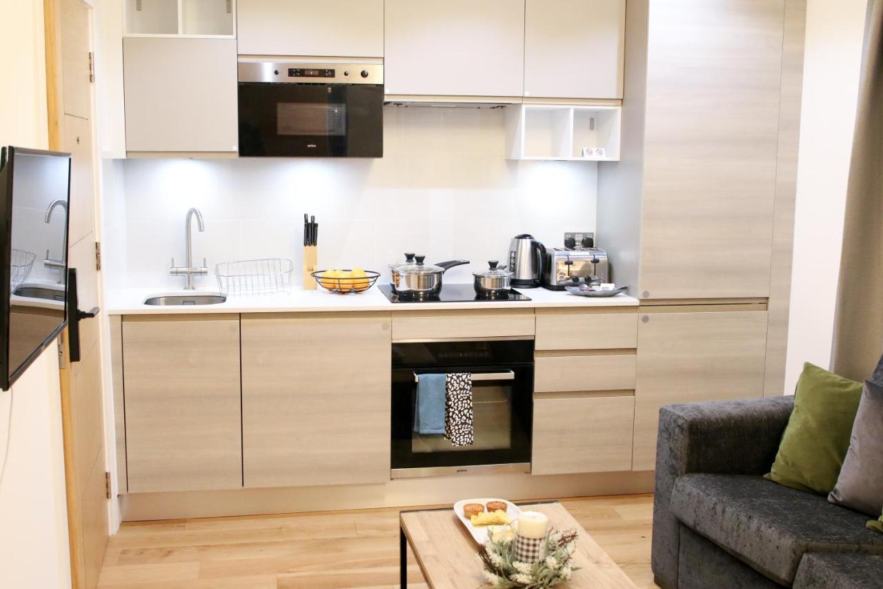 Lovely Studio Apartment With Access For Wheel-Chairs In Sydenham Londres Exterior foto